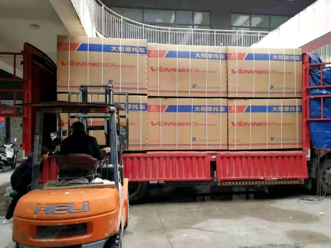 1606308354303084832.jpg 20.jpg